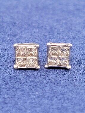 ZEI Rosy Blue 10k Gold Invisible Set Princess Cut Diamond Stud Earrings